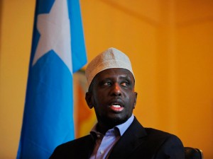 Islamiste modéré, représentant l'Alliance pour la relibération de la Somalie, Sharif Ahmed est, depuis le 31 janvier 2009, le Président de la République d'une Somalie en pleine guerre civile.