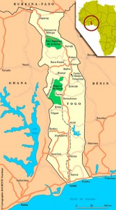 Le Togo tire son nom de Togodo (L´autre Rive) aujourd'hui Togoville, une ville coloniale germanique, première capitale du pays qui est située à l'est de la capitale Lomé.