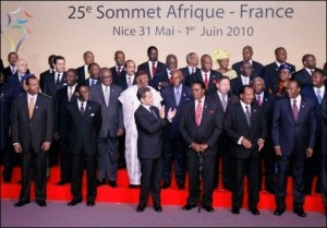 52 Etats africains ont été invités à participer au Sommet, ainsi que les représentants de l’Union européenne, de l’Organisation Internationale de la Francophonie, de l’Organisation des Nations Unies pour l’Alimentation et l’Agriculture, de la Commission de l’Union africaine et de la Banque Mondiale.