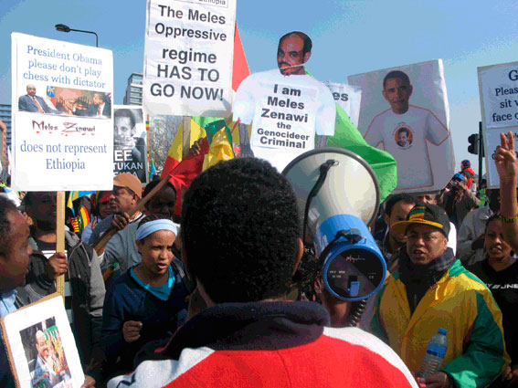 Manifestion contre Meles Zenawi à Londres