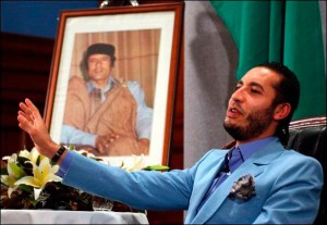 Le troisième fils de Mouammar Kadhafi, Al-Saadi Kadhafi. Ancien footballeur, il est actuellement en couple avec l'actrice et ex-mannequin italienne Vanessa Hessler