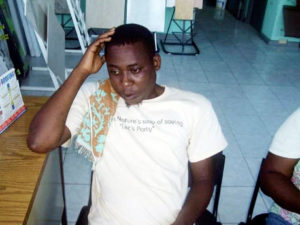 Fitzroy Linton à passé trois années incarcérées dans une cellule de 10 X 10 avec 64 autres détenus dans des conditions inhumaines en Haiti.