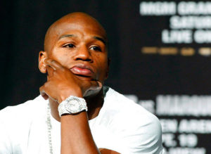 Floyd Mayweather a été élu meilleur boxeur de l'année par la célèbre revue Ring Magazine en 1998 et 2007. ESPN l'a également classé à la 48e place des meilleurs boxeurs des tous les temps.