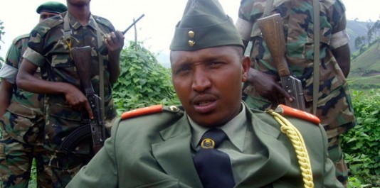 Bosco Ntanganda lui-même et beaucoup de ses acolytes sont impliqué dans l'exploitation illégale des richesses minières de l’Est de la République démocratique du Congo. Ce commerce illégal des minerais fait vivre beaucoup de groupes armés et chefs de guerre qui font la loi dans l'est du pays.