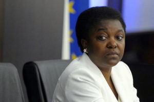 Le 27 avril 2013, Cécile Kashetu Kyenge est nommée ministre pour l'Intégration, sans portefeuille, du gouvernement de grande coalition d'Enrico Letta. Elle devient alors la première ministre d'origine africaine à entrer dans l'exécutif italien.