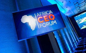 Le concept du AFRICA CEO FORUM est né du constat de l’isolement des entreprises africaines au sein même de leurs marchés de prédilection, ce qui les amène bien souvent à développer plus facilement des relations commerciales hors du continent qu’avec leurs voisins continentaux.