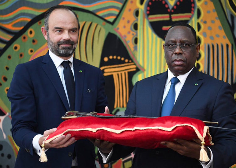 La France retourne une arme historique au Sénégal